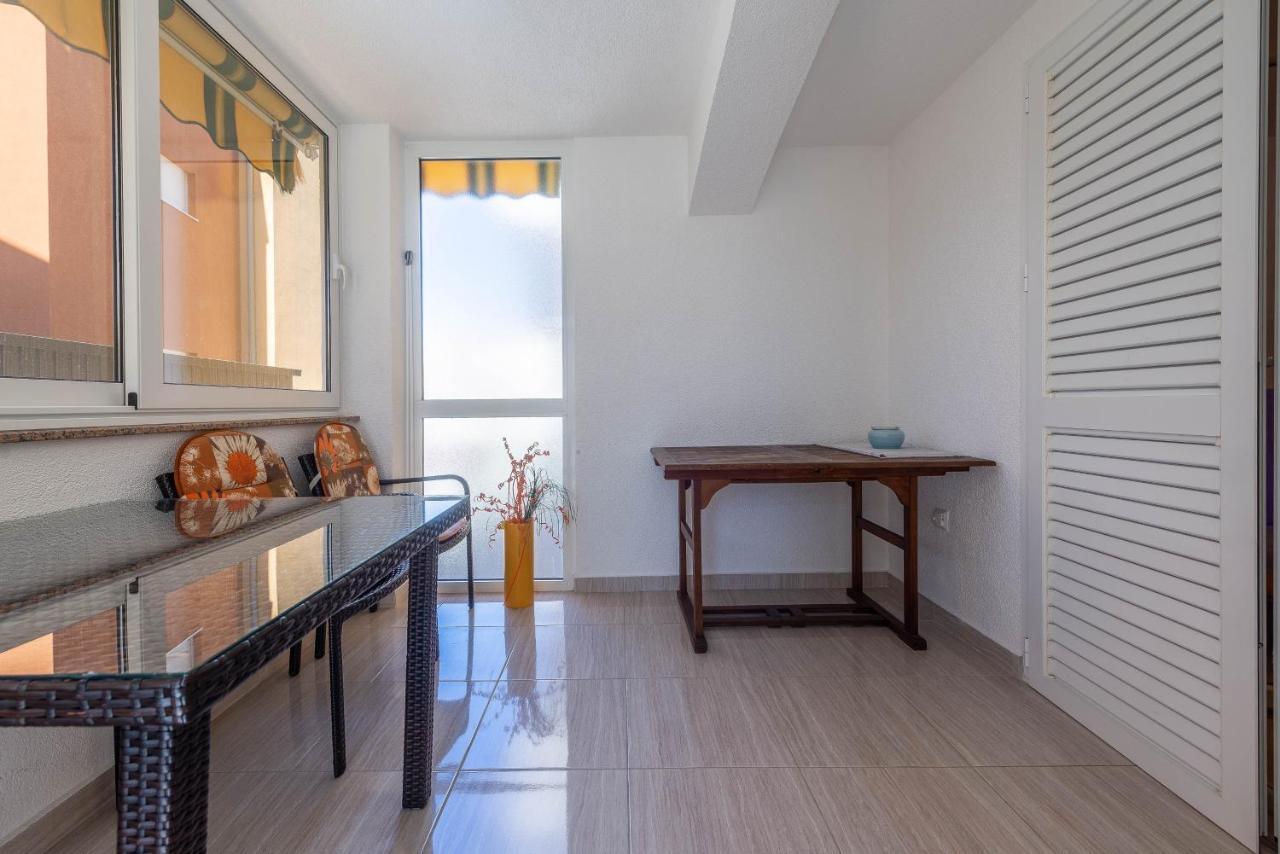 Niko Apartment Вир Екстериор снимка